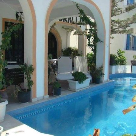 Hotel Koralli Kamári Zewnętrze zdjęcie