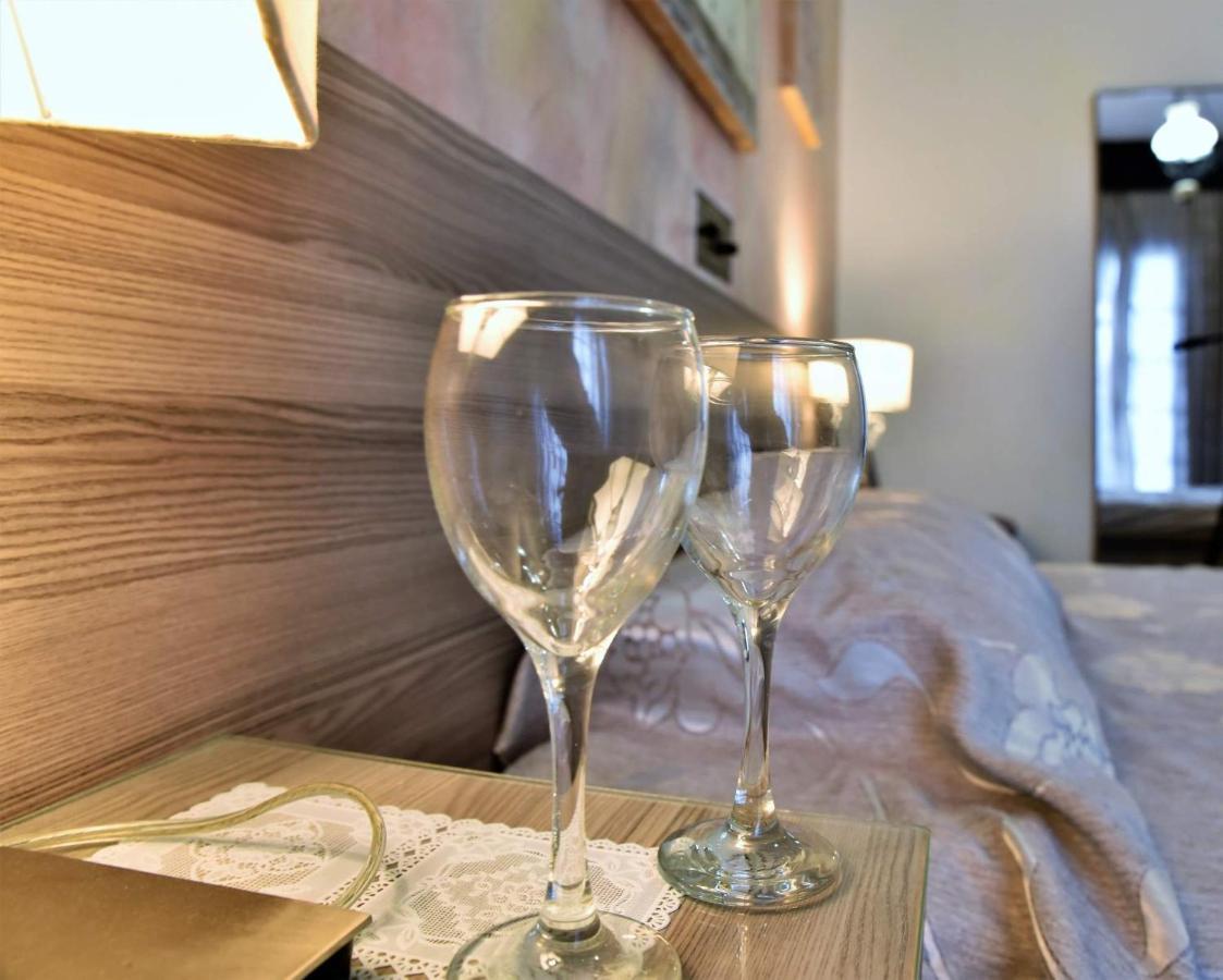 Hotel Koralli Kamári Zewnętrze zdjęcie