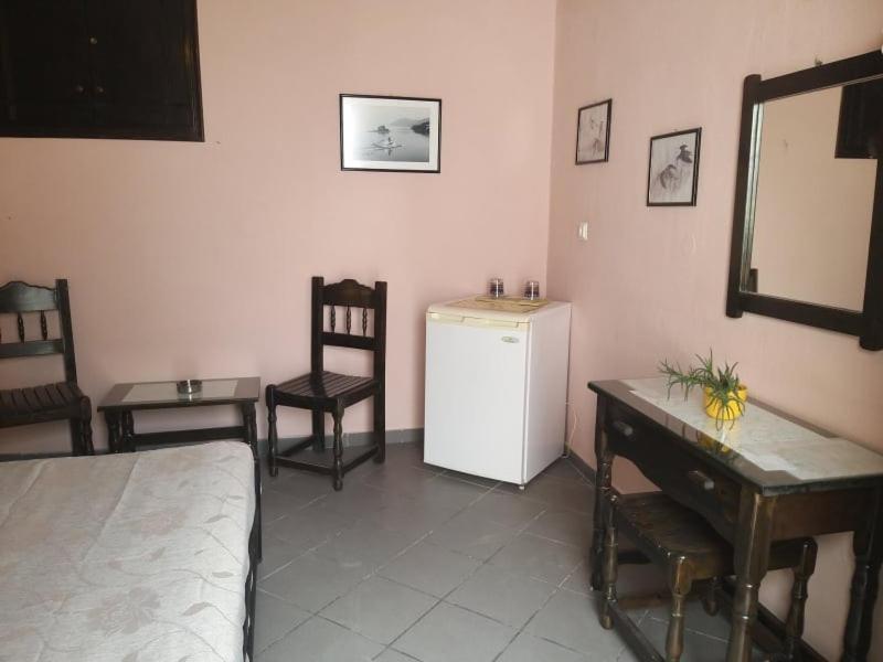 Hotel Koralli Kamári Zewnętrze zdjęcie